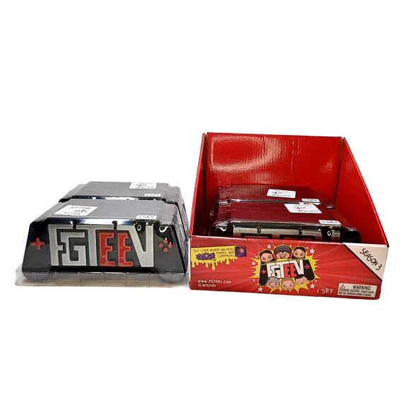 Lot of 4 FGTeeV Controller Combo Collectible Mystery Figure Toy Season 3 New - Picture 5 of 6